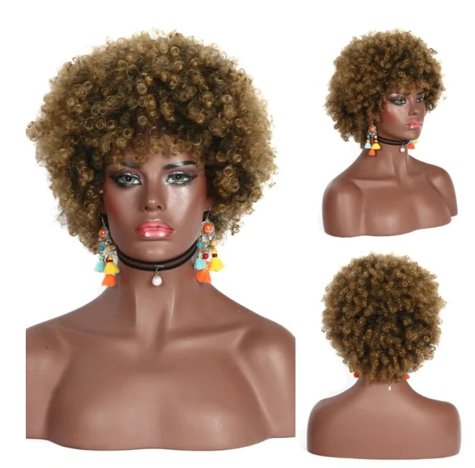 Peluca Queen Mola (Rubio oscuro)