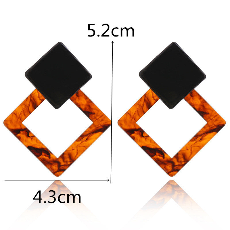 Pendientes de Agujero Queen Geome (2 Colores)