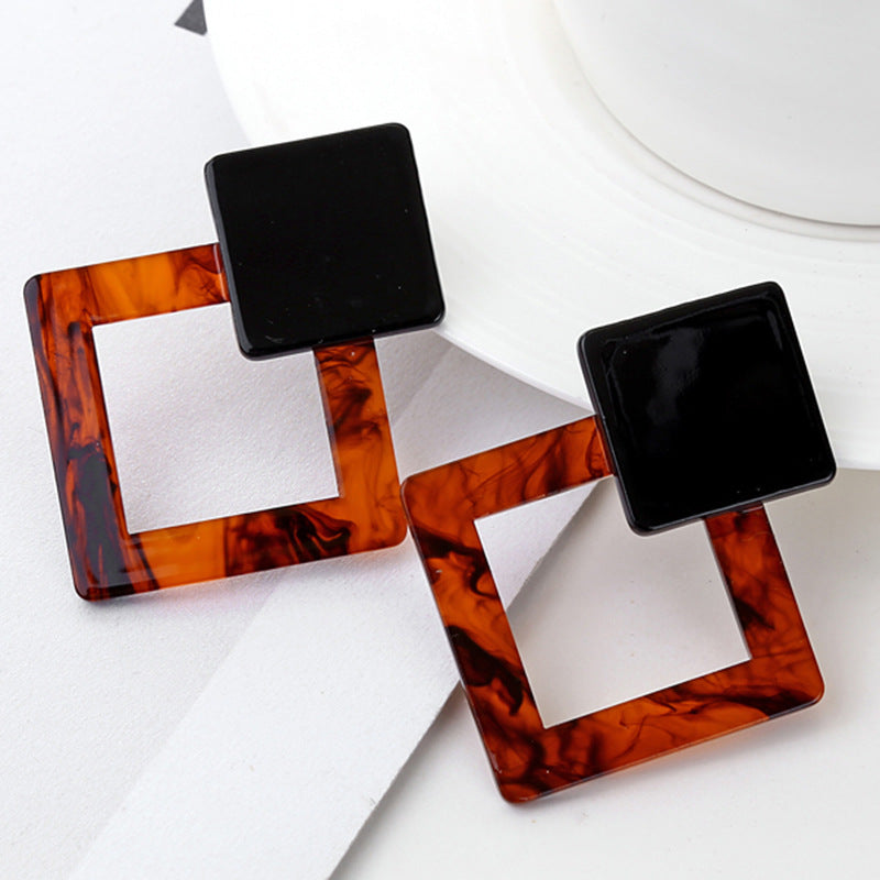 Pendientes de Agujero Queen Geome (2 Colores)