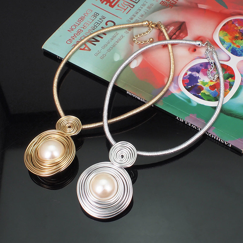 Collar Queen Carolla (2 Colores)