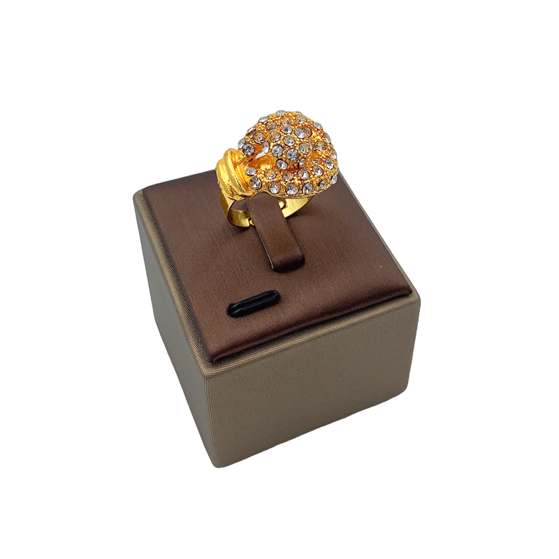 Set de bisutería Queen Lathiga