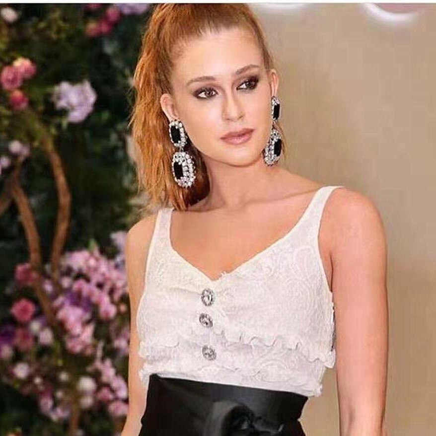 Pendientes de Agujero Queen Ghotta (2 Colores)