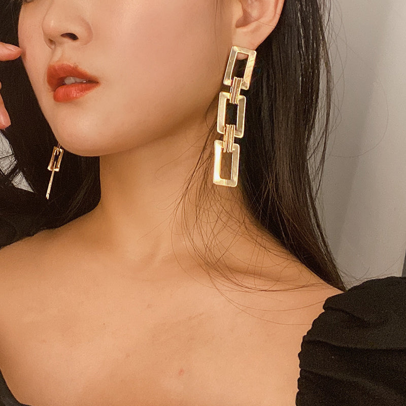 Pendientes de Agujero Queen Chaine (2 Colores)