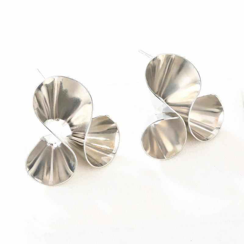 Pendientes de Agujero Queen Alphacus (2 Colores)