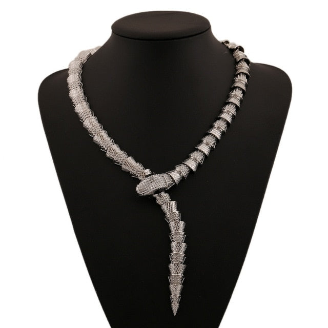 Collar Queen Isabella (2 Colores)