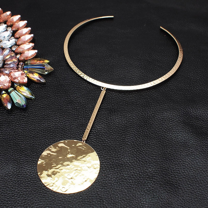 Gargantilla Drag Pendulum (Dorado o Plateado)