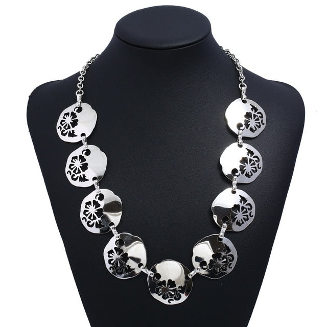 Collar Queen Marianna (3 Colores)