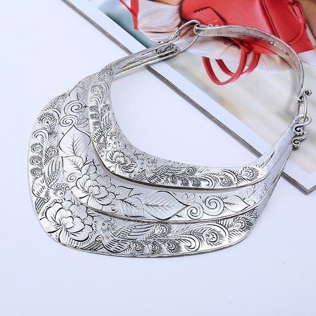 Collar Queen Giovanna (3 Colores)
