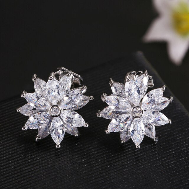 Pendientes de clip Queen Tissen (2 Colores)