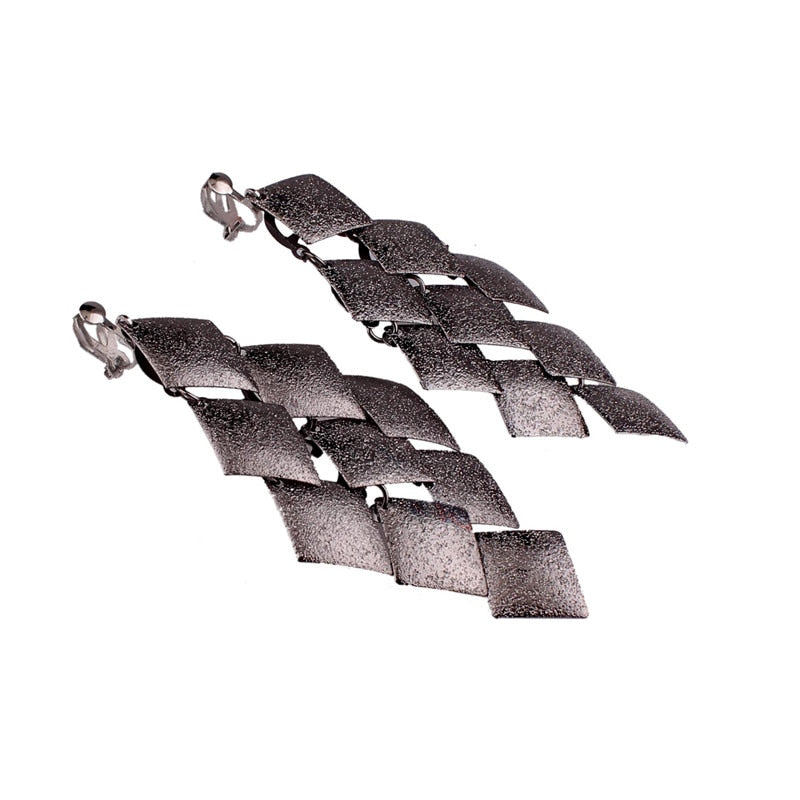 Pendientes de Clip Drag Laurel (3 Colores)