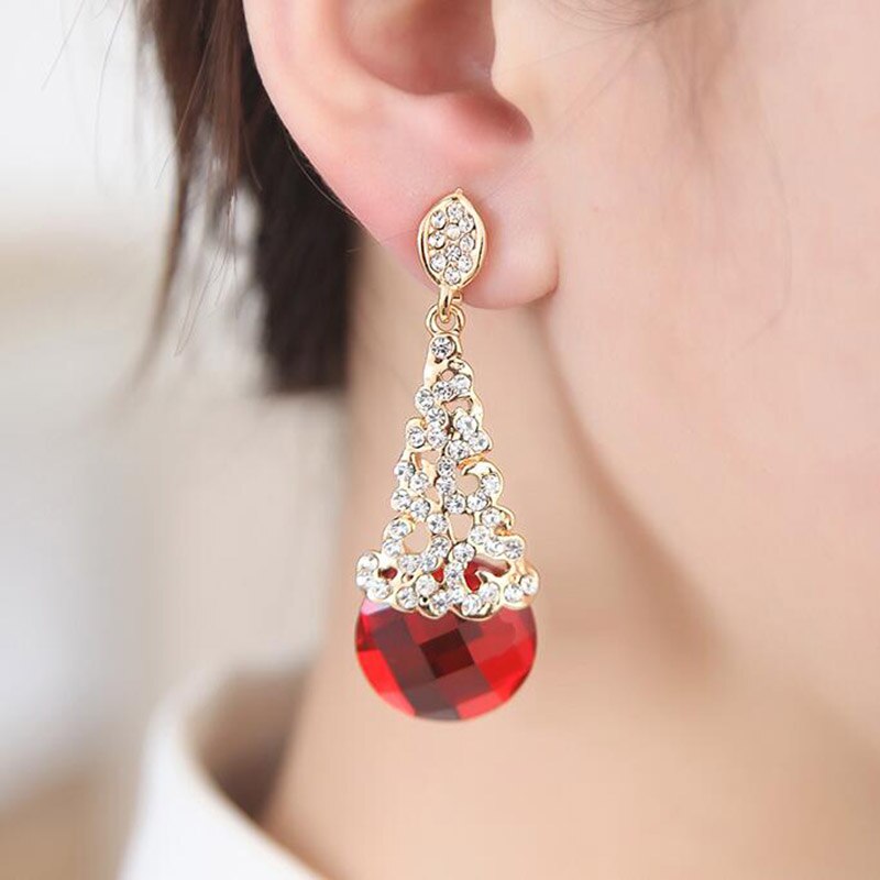 Pendientes de Clip Queen Renata (2 Colores)