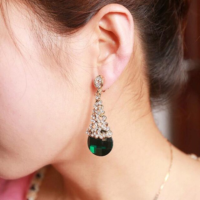 Pendientes de Clip Queen Renata (2 Colores)