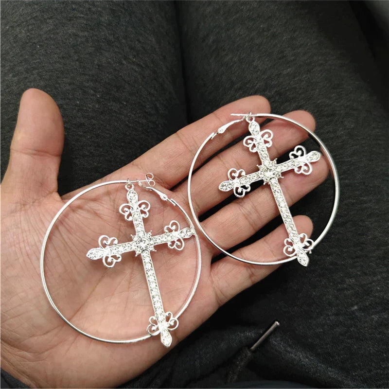 Pendientes de agujero Queen Cross
