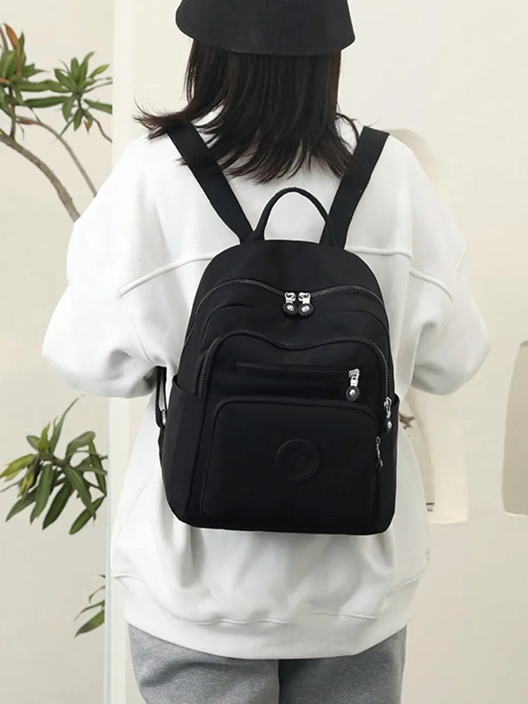 Mochila Queen Rosalinda (Negro)